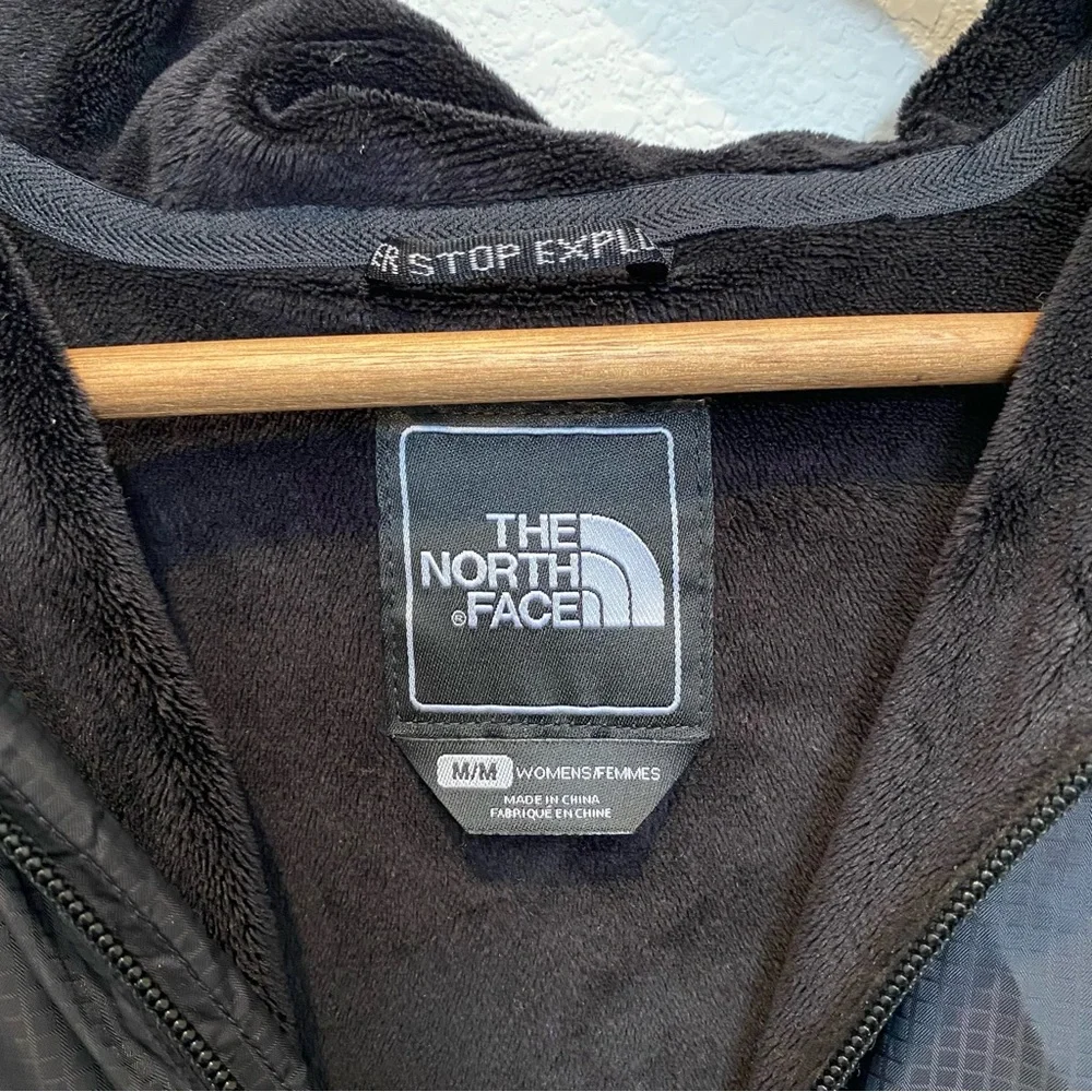North Face Women’s Black Fleece Lined Raincoat Size M - Picture 3 of 5